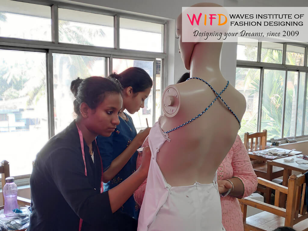 Mannequin Draping Photos by Chavara 2019-20 batch - 23