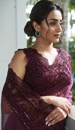 50 Latest Plain Saree with Heavy Blouse Designs To Try (2023) - Tips and  Beauty | Plain saree with heavy blouse, Indian hairstyles for saree, Blouse  designs