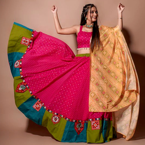Explore Trending Navratri Dresses: Latest Traditional Attire