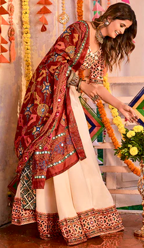 Elegant beige muslin cotton lehenga with navratri special embroidery Elegant beige muslin cotton lehenga with navratri special embroidery