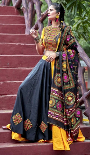 Vibrant gamthi embroidery lehenga choli - perfect for cultural fests like navratri. Vibrant gamthi embroidery lehenga choli - perfect for cultural fests like navratri.