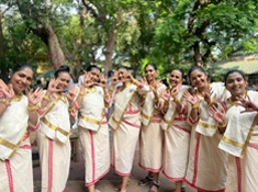 Margamkali team from Providence Women's College - 2nd prize winners at Calicut University B-Zone Kalolsavam