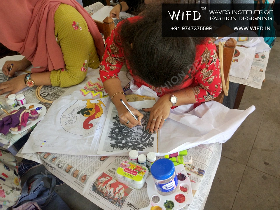 Fabric Mural Painting Workshop Part 2 - Learn Mural Art on Sarees - 2018